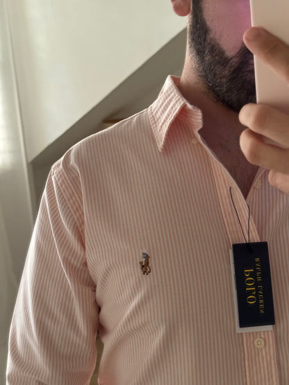 חולצה מכופתרת פולו ראלף לורן בפסים ורוד אפרסק ולבן